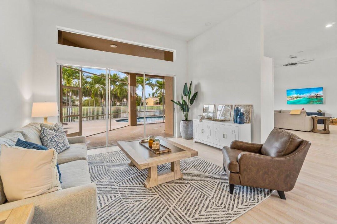 Active With Contract: $13,000 (4 beds, 3 baths, 2792 Square Feet)