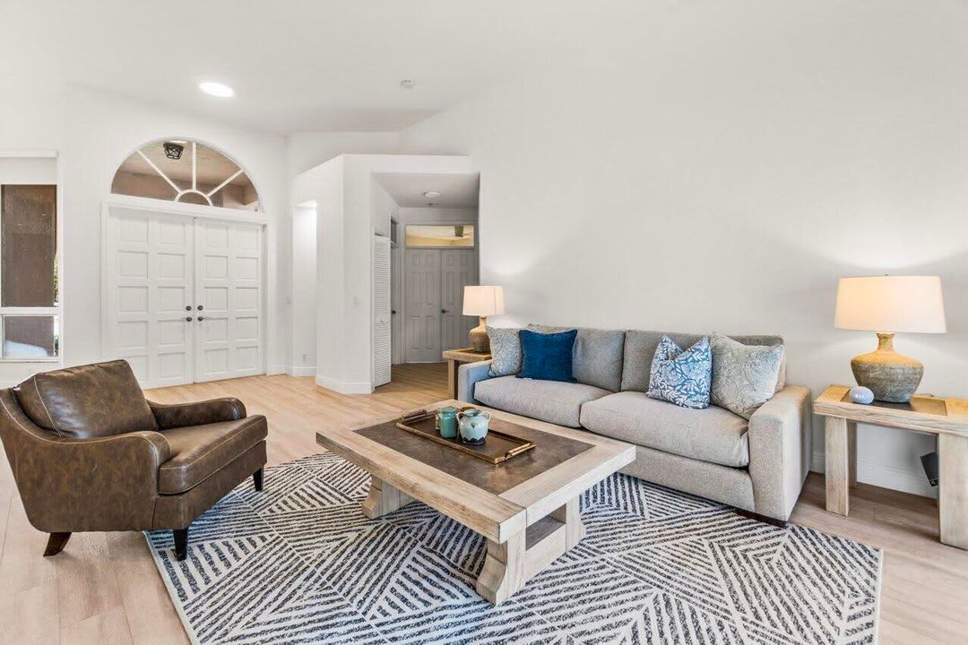 Active With Contract: $13,000 (4 beds, 3 baths, 2792 Square Feet)