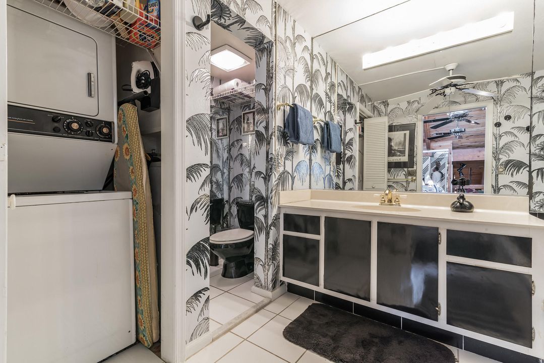 待售: $325,000 (1 贝兹, 1 浴室, 1160 平方英尺)