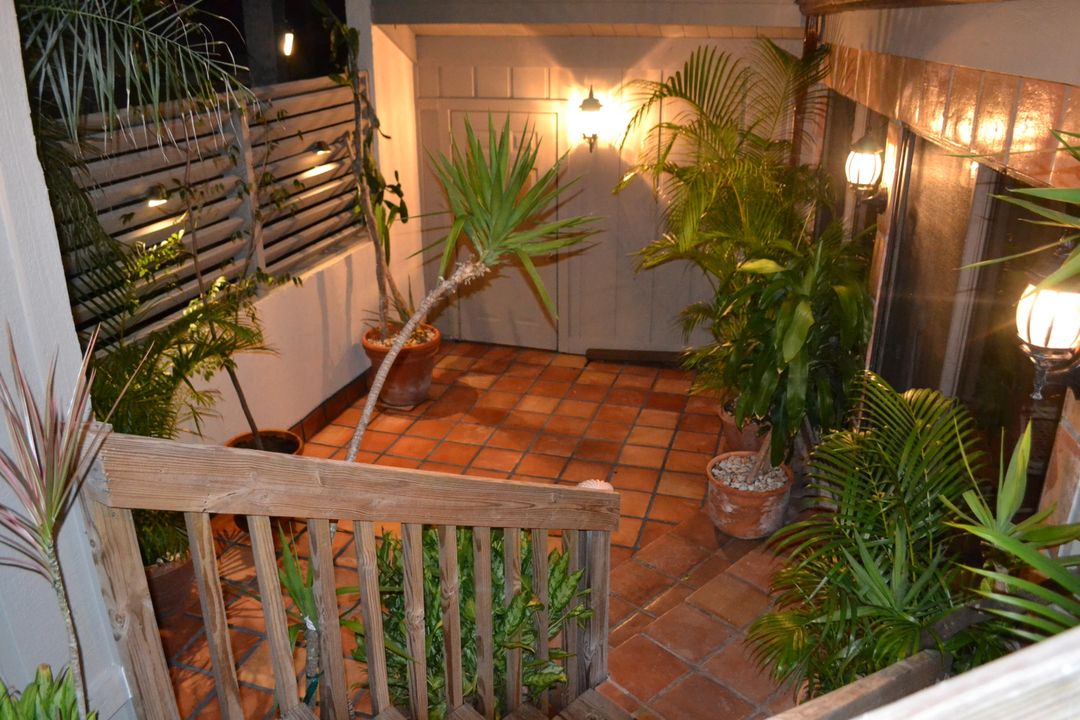 待售: $325,000 (1 贝兹, 1 浴室, 1160 平方英尺)