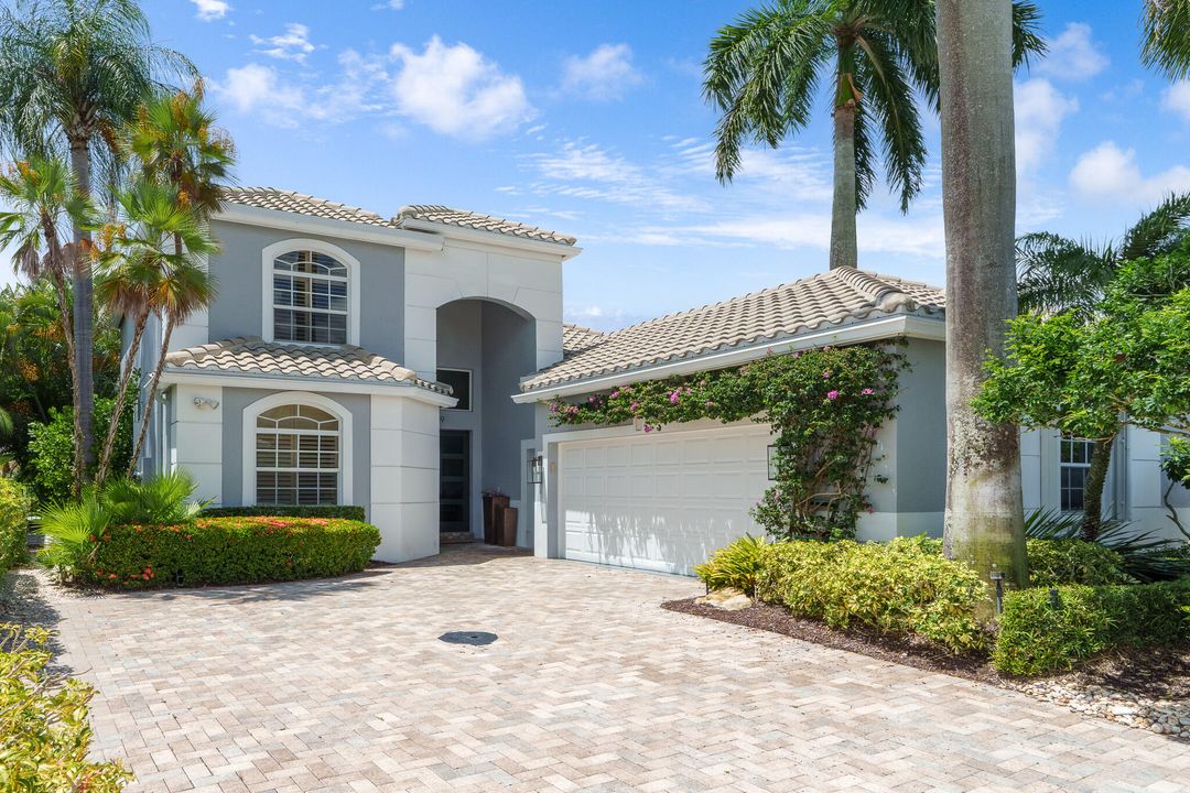 Recently Sold: $2,200,000 (4 beds, 4 baths, 3166 Square Feet)