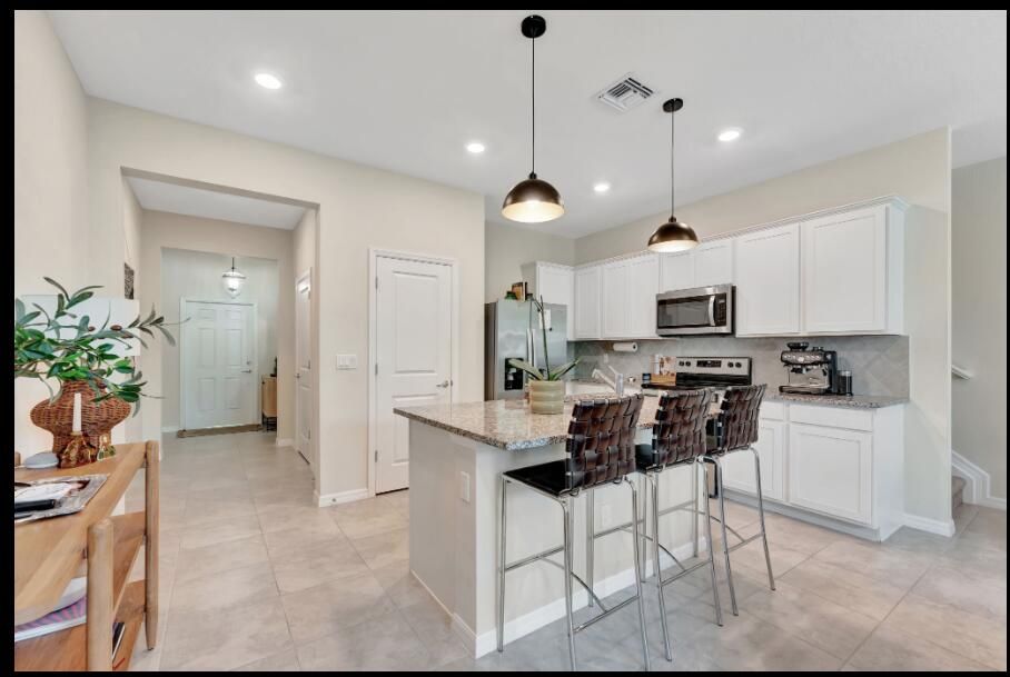 待售: $460,000 (3 贝兹, 2 浴室, 1516 平方英尺)