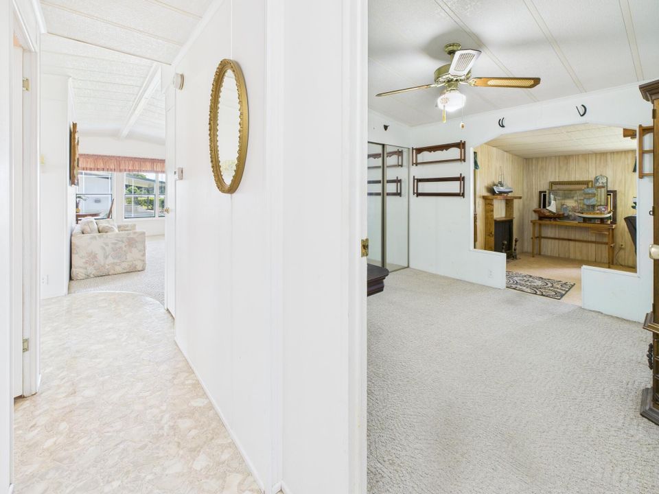 待售: $199,000 (2 贝兹, 2 浴室, 1476 平方英尺)