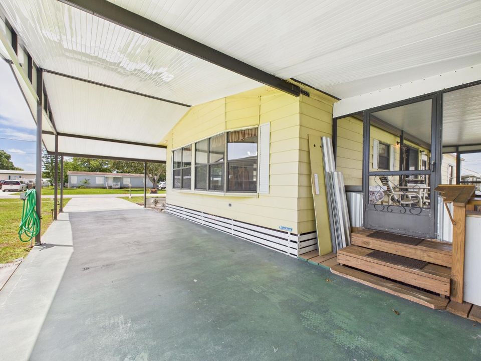 待售: $199,000 (2 贝兹, 2 浴室, 1476 平方英尺)