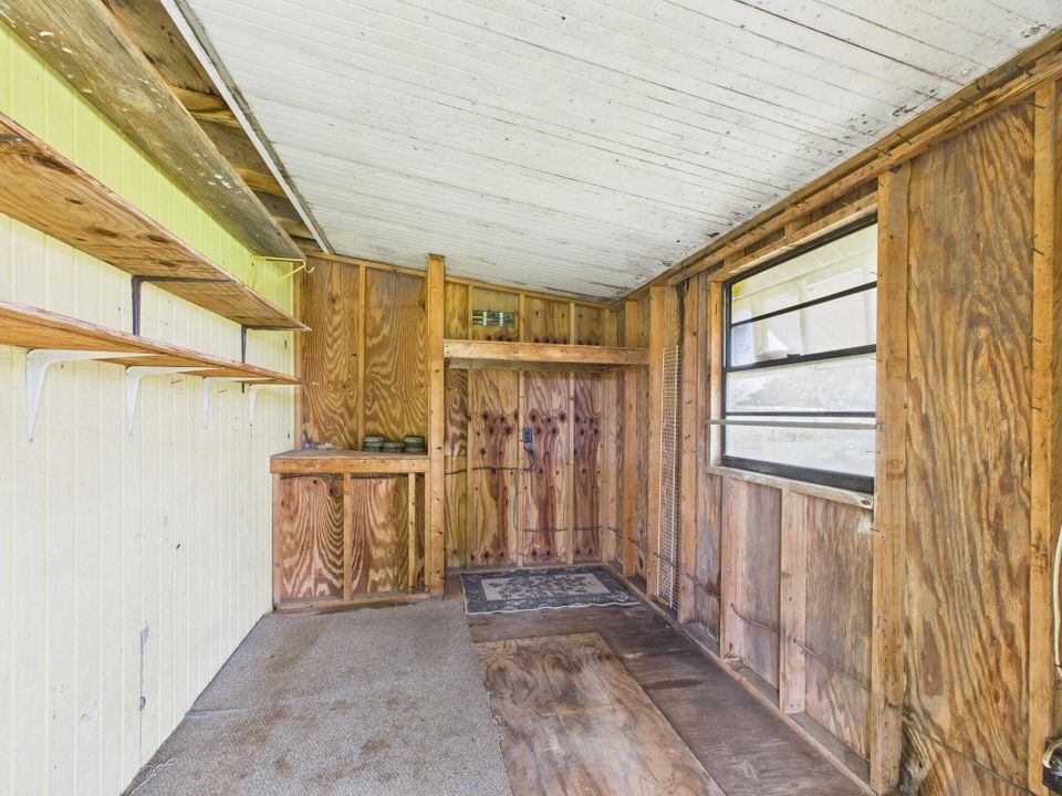 待售: $199,000 (2 贝兹, 2 浴室, 1476 平方英尺)