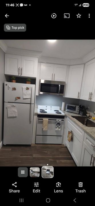 For Sale: $69,000 (1 beds, 1 baths, 570 Square Feet)