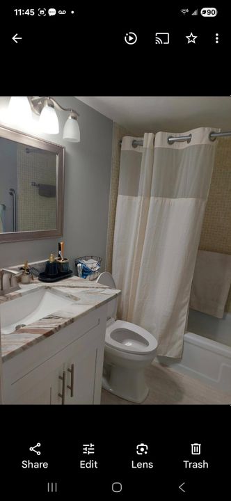 For Sale: $69,000 (1 beds, 1 baths, 570 Square Feet)