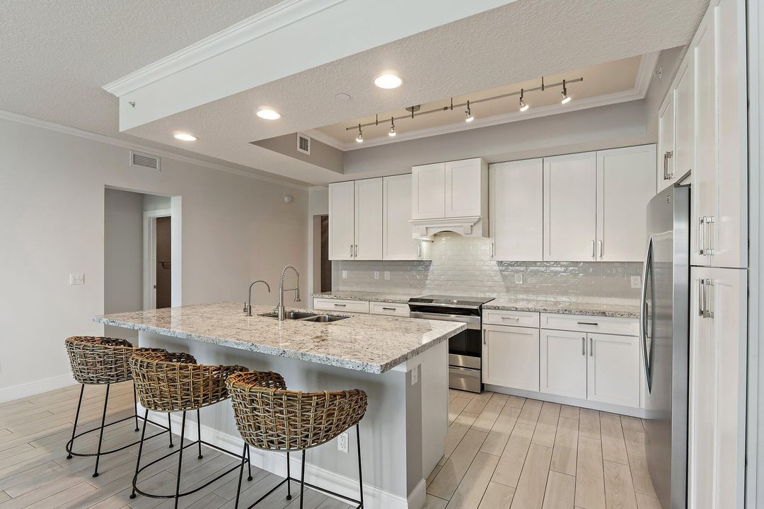 На продажу: $1,295,000 (3 спален, 3 ванн, 1859 Квадратных фут)