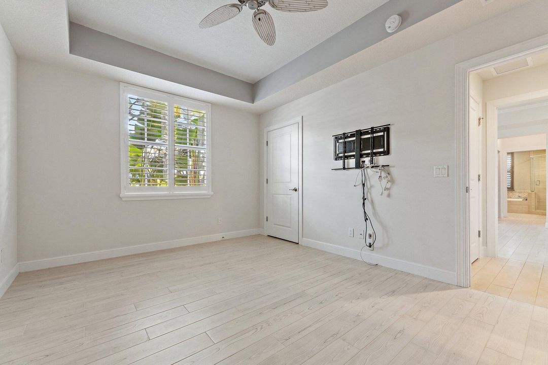 На продажу: $1,295,000 (3 спален, 3 ванн, 1859 Квадратных фут)