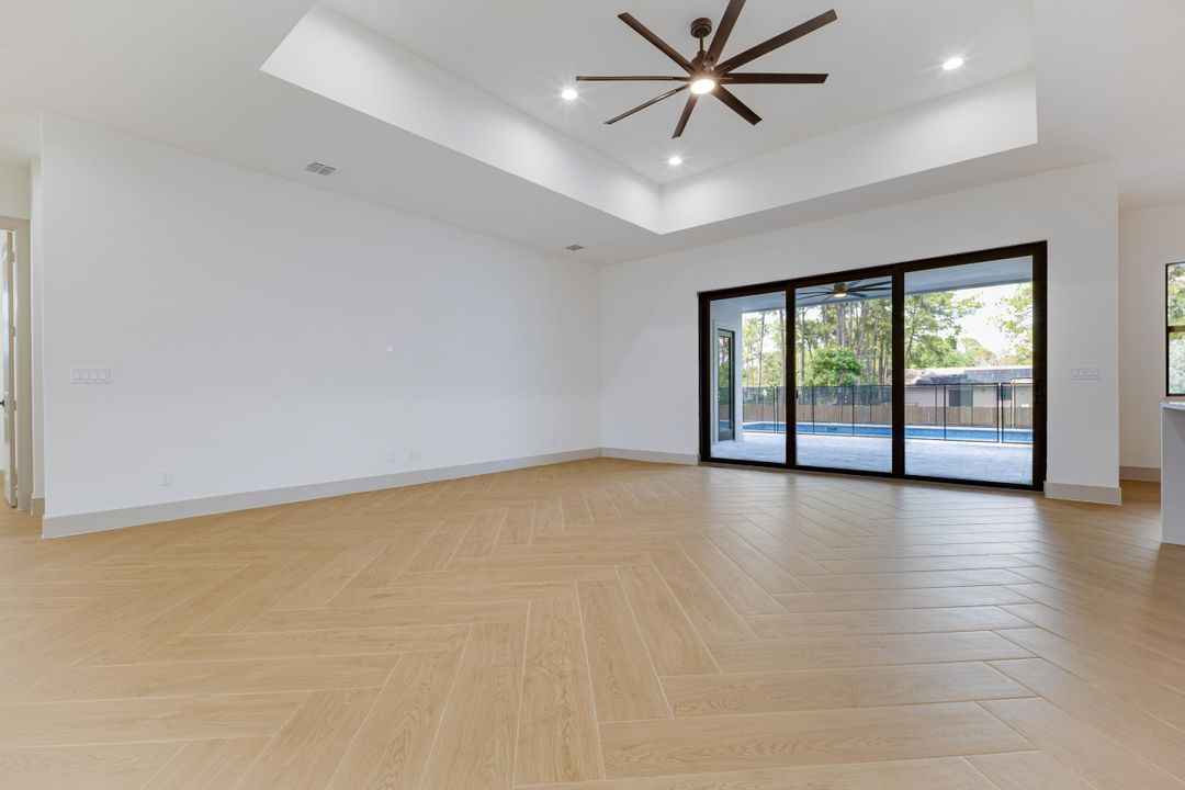 Active With Contract: $1,190,000 (4 beds, 3 baths, 2946 Square Feet)