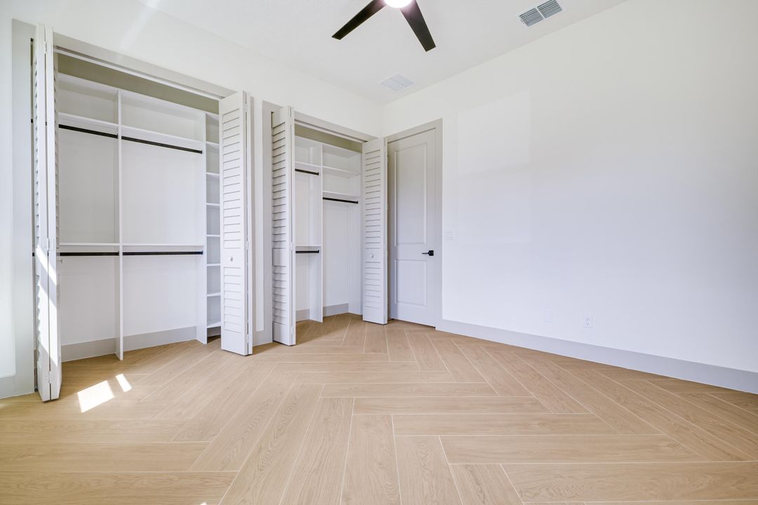 Active With Contract: $1,190,000 (4 beds, 3 baths, 2946 Square Feet)