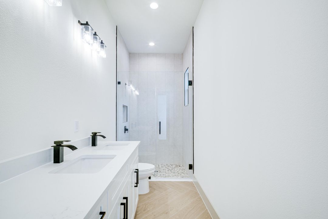 Active With Contract: $1,190,000 (4 beds, 3 baths, 2946 Square Feet)