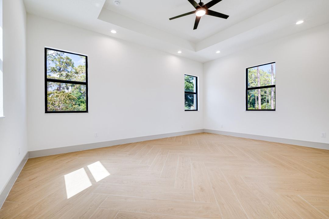 Active With Contract: $1,190,000 (4 beds, 3 baths, 2946 Square Feet)