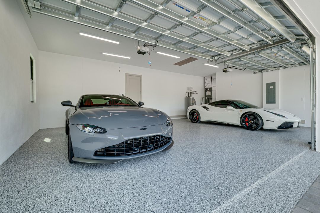 Active With Contract: $1,190,000 (4 beds, 3 baths, 2946 Square Feet)