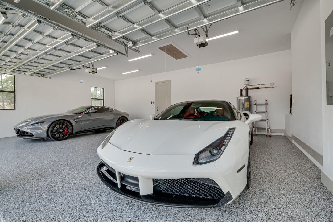 Active With Contract: $1,190,000 (4 beds, 3 baths, 2946 Square Feet)