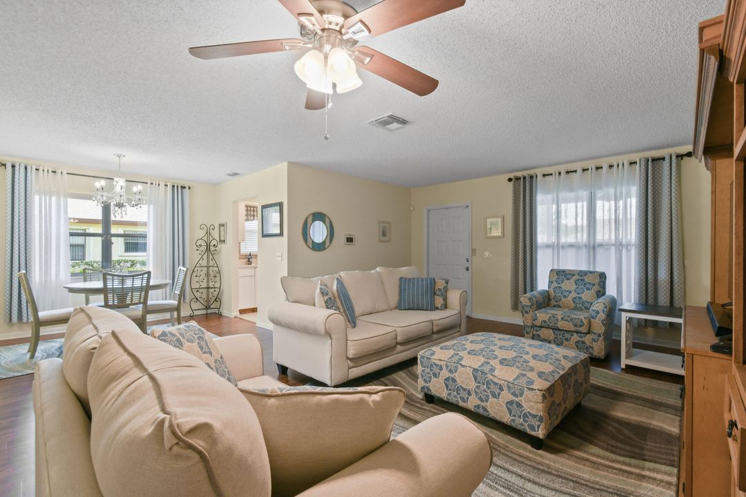 For Sale: $179,900 (2 beds, 2 baths, 1396 Square Feet)