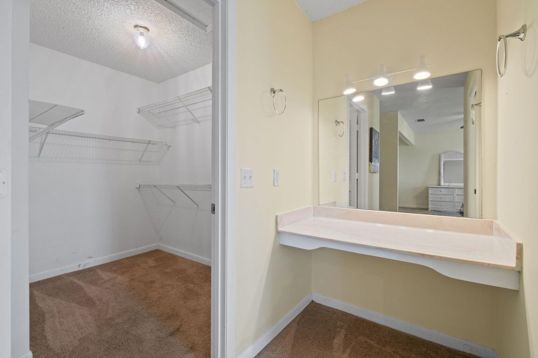 For Sale: $179,900 (2 beds, 2 baths, 1396 Square Feet)