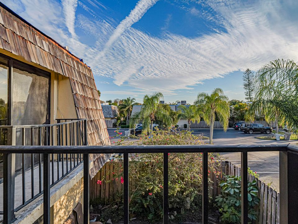 Activo con contrato: $189,000 (2 camas, 2 baños, 1170 Pies cuadrados)