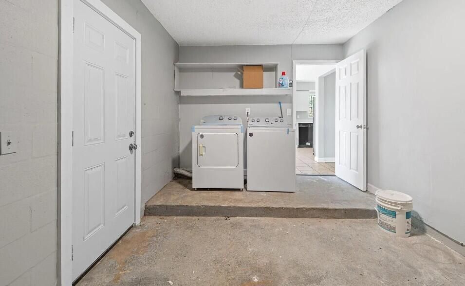 En Venta: $290,000 (4 camas, 2 baños, 1192 Pies cuadrados)