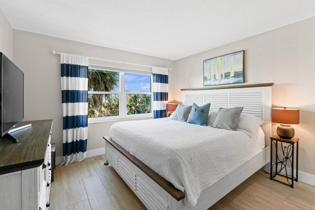 В аренду: $2,700 (2 спален, 2 ванн, 1040 Квадратных фут)