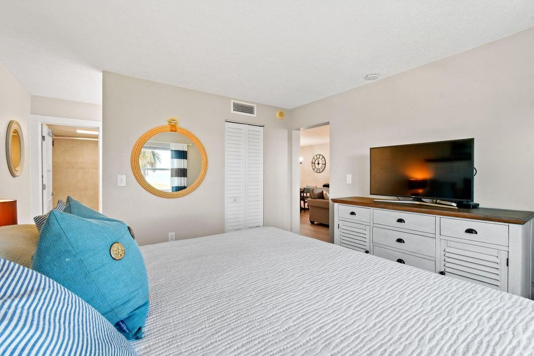 В аренду: $2,700 (2 спален, 2 ванн, 1040 Квадратных фут)