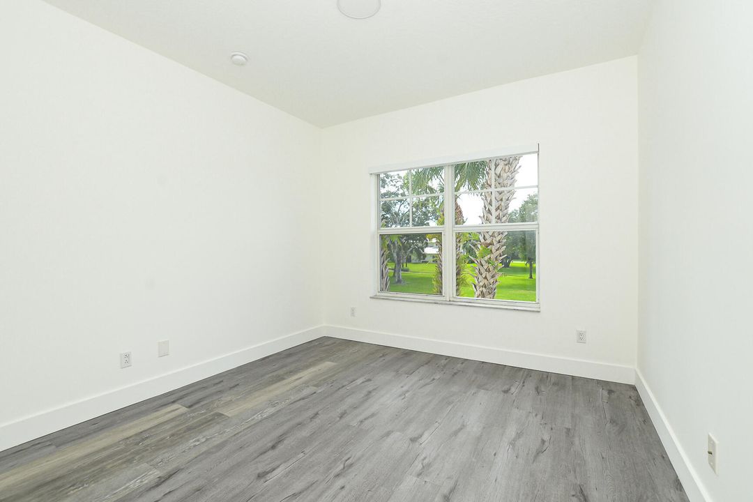 En Renta: $2,150 (4 camas, 2 baños, 1958 Pies cuadrados)