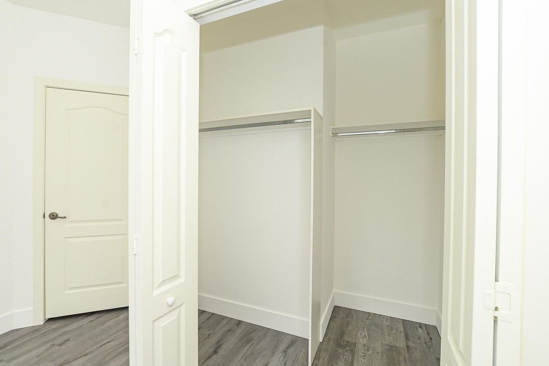 En Renta: $2,150 (4 camas, 2 baños, 1958 Pies cuadrados)