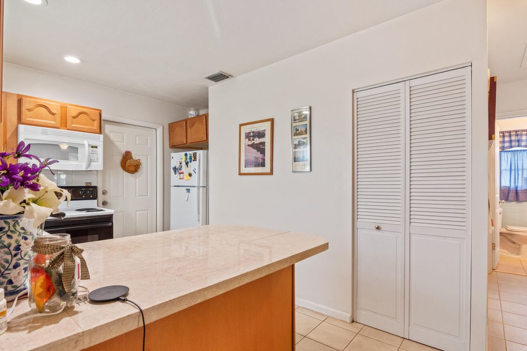 Activo con contrato: $249,900 (2 camas, 1 baños, 690 Pies cuadrados)