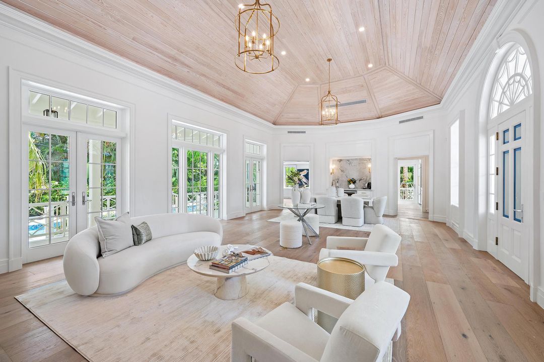 For Sale: $18,500,000 (4 beds, 4 baths, 4936 Square Feet)