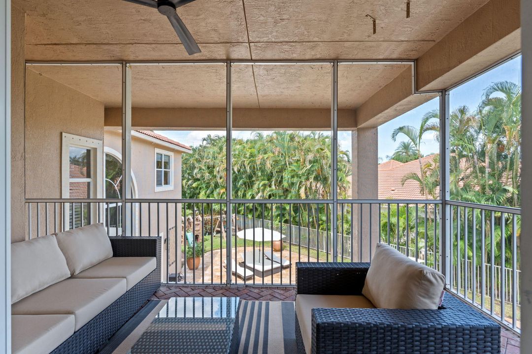 出租: $18,500 (6 贝兹, 4 浴室, 4146 平方英尺)