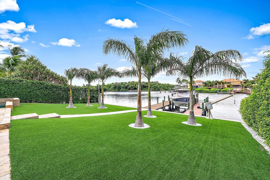 For Rent: $18,000 (3 beds, 3 baths, 3318 Square Feet)