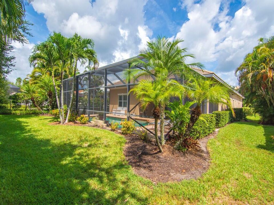 For Sale: $775,000 (3 beds, 3 baths, 2822 Square Feet)