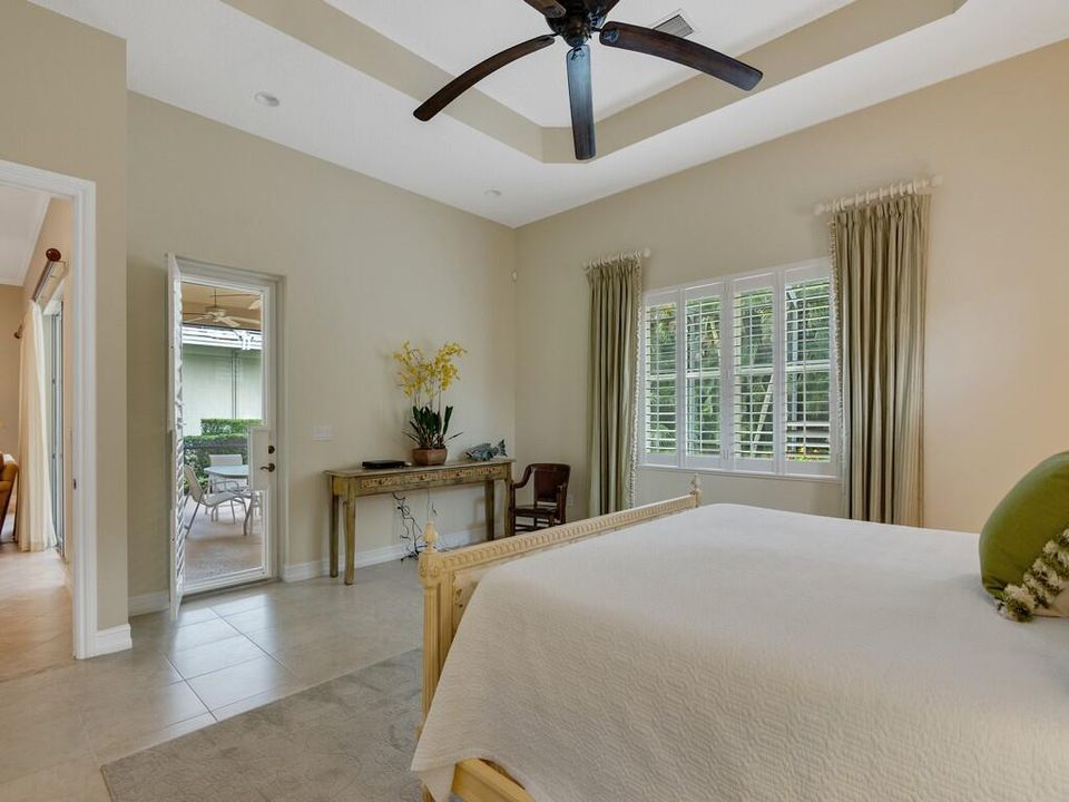 For Sale: $775,000 (3 beds, 3 baths, 2822 Square Feet)