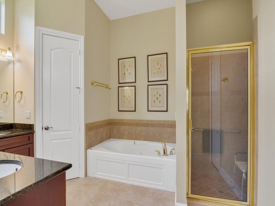 For Sale: $775,000 (3 beds, 3 baths, 2822 Square Feet)