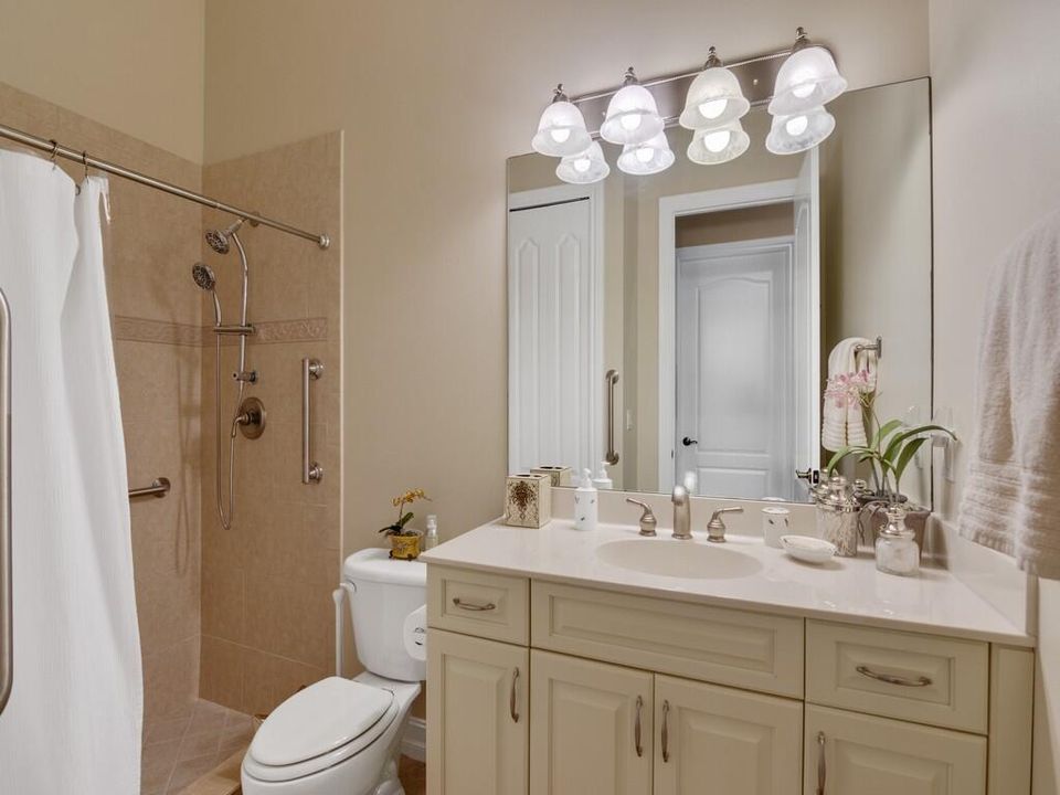 For Sale: $775,000 (3 beds, 3 baths, 2822 Square Feet)