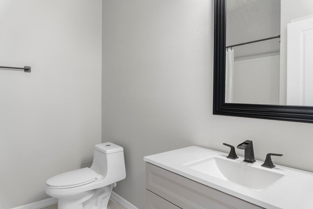 Active With Contract: $354,000 (4 beds, 2 baths, 1997 Square Feet)