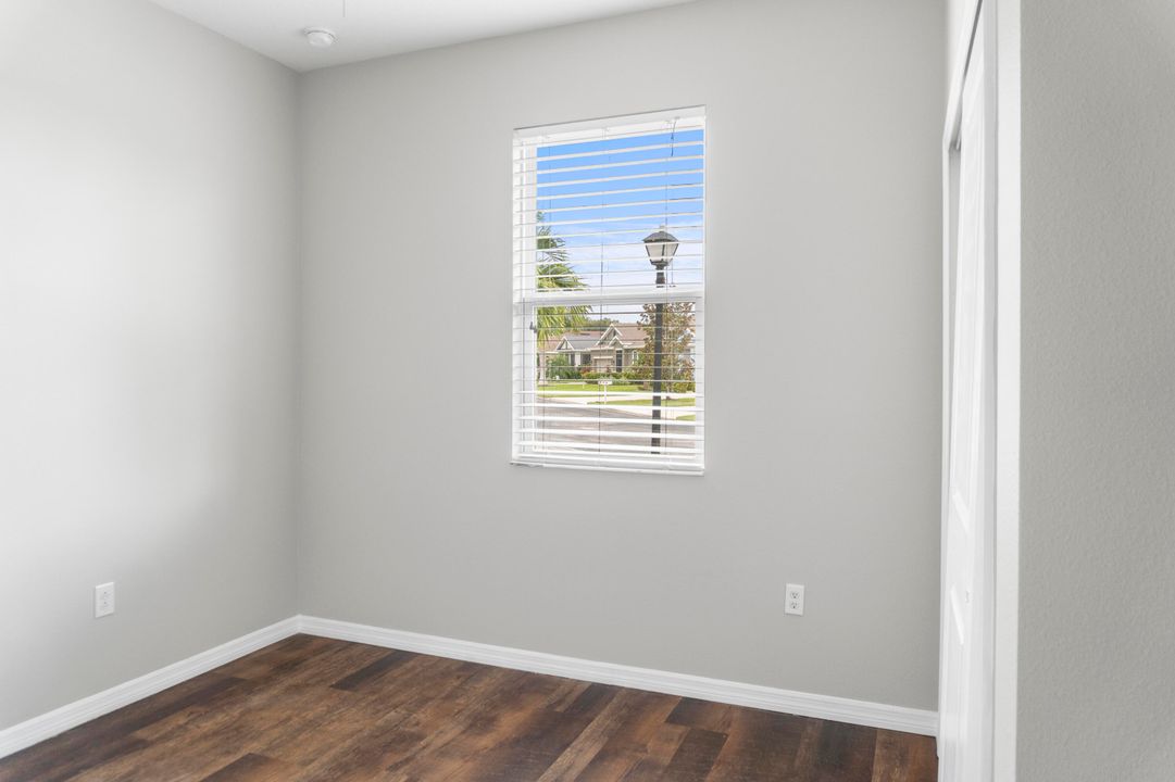 Active With Contract: $354,000 (4 beds, 2 baths, 1997 Square Feet)