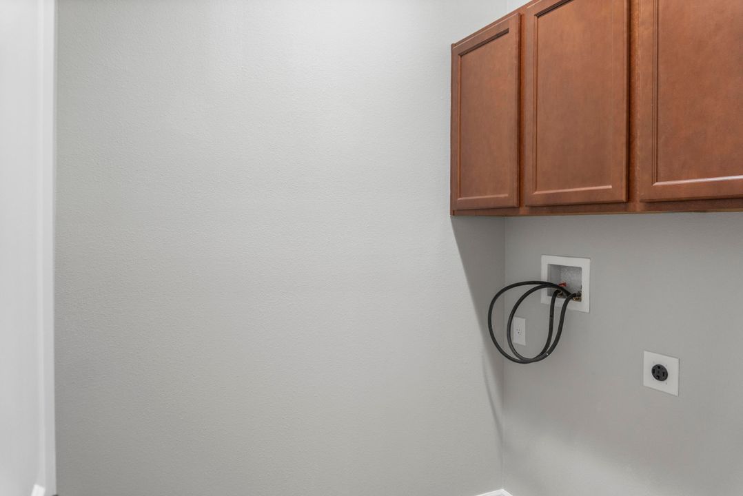 Active With Contract: $354,000 (4 beds, 2 baths, 1997 Square Feet)