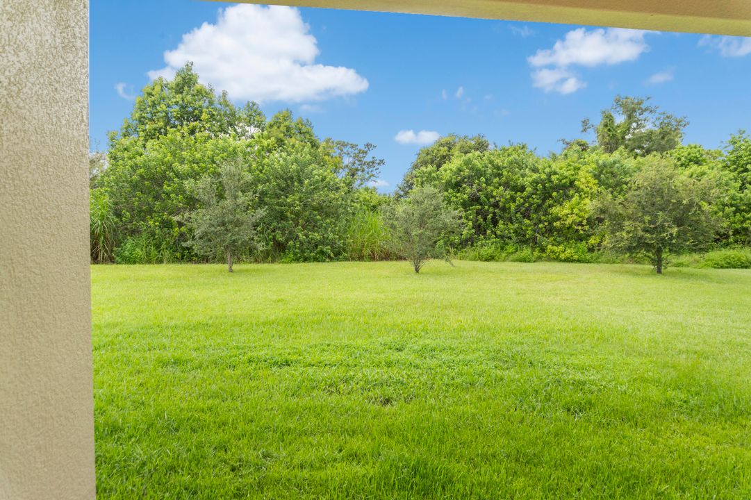 Active With Contract: $354,000 (4 beds, 2 baths, 1997 Square Feet)