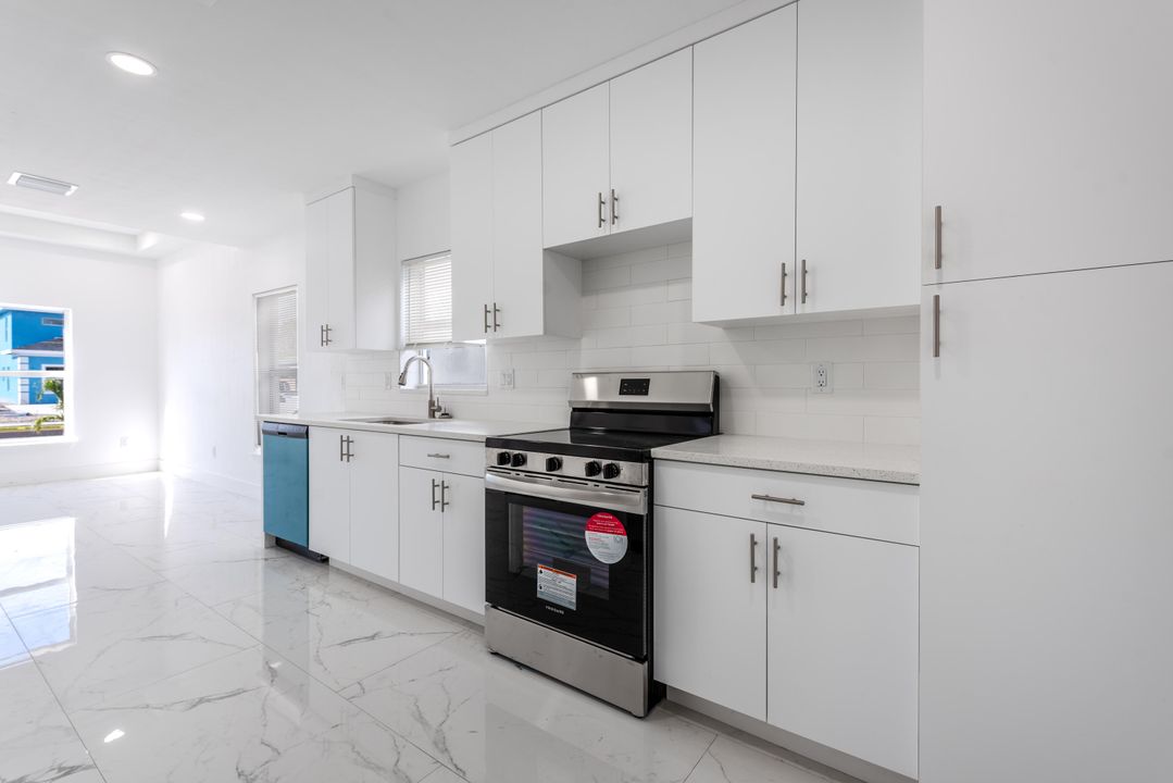 For Sale: $3,400,000 (0 beds, 0 baths, 1244 Square Feet)