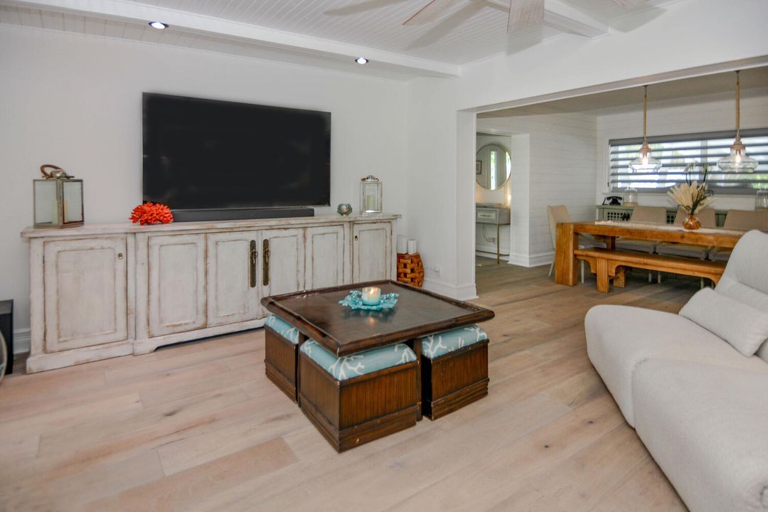 В аренду: $15,000 (3 спален, 3 ванн, 2745 Квадратных фут)