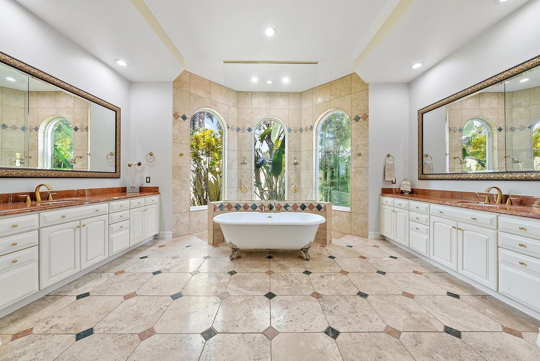 待售: $2,799,000 (6 贝兹, 7 浴室, 5643 平方英尺)