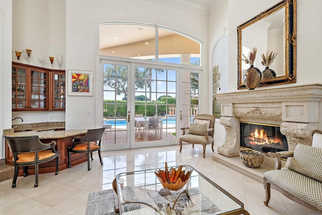 待售: $2,799,000 (6 贝兹, 7 浴室, 5643 平方英尺)