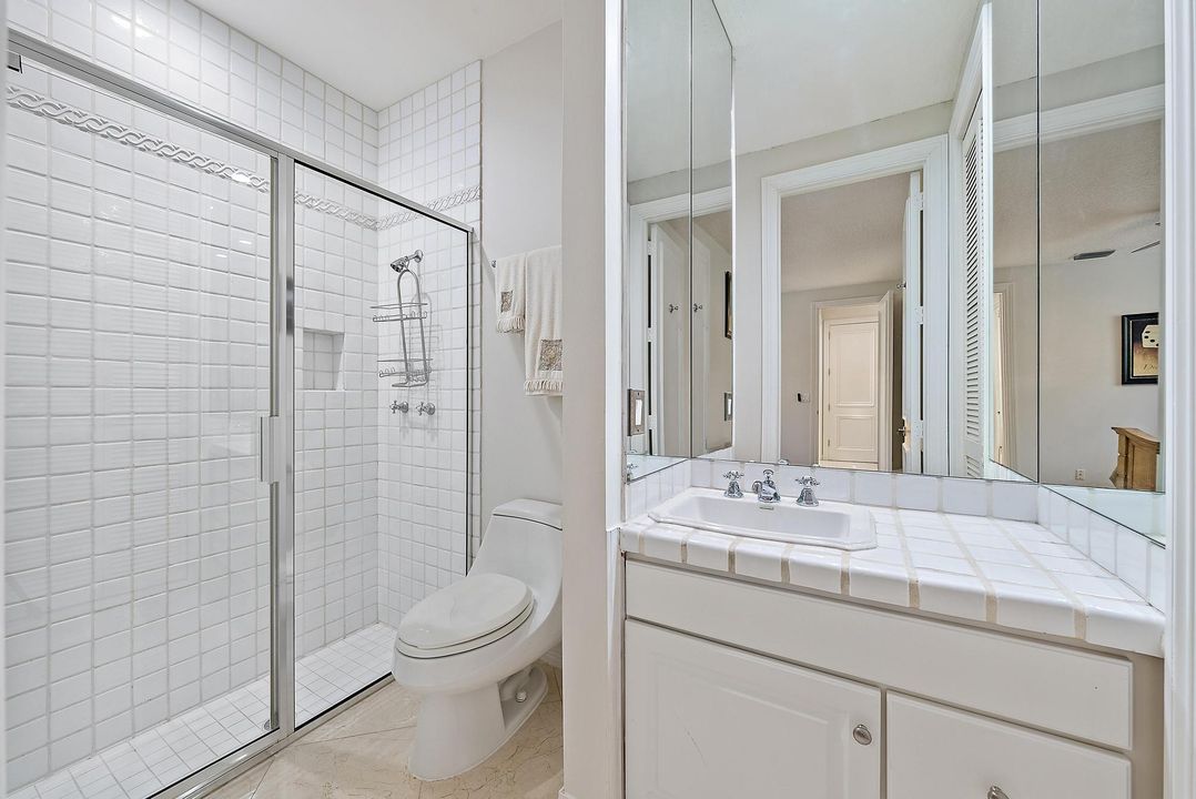 待售: $2,799,000 (6 贝兹, 7 浴室, 5643 平方英尺)