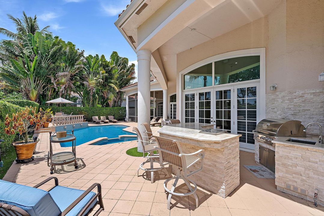 待售: $2,799,000 (6 贝兹, 7 浴室, 5643 平方英尺)