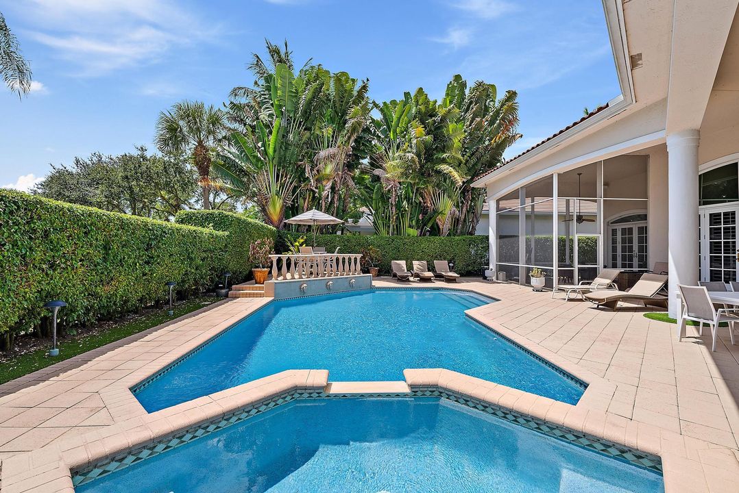 待售: $2,799,000 (6 贝兹, 7 浴室, 5643 平方英尺)