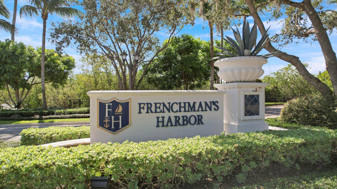 合同活跃: $3,349,000 (3 贝兹, 2 浴室, 2493 平方英尺)