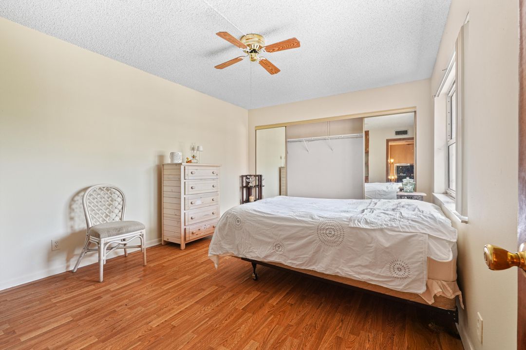 На продажу: $309,700 (3 спален, 2 ванн, 1368 Квадратных фут)