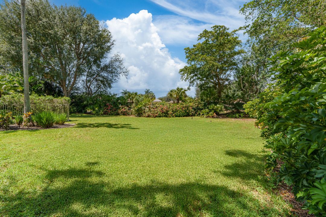 合同活跃: $1,720,000 (3 贝兹, 3 浴室, 2608 平方英尺)