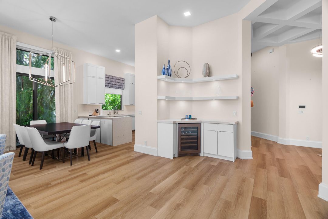 For Sale: $1,595,000 (3 beds, 3 baths, 2528 Square Feet)